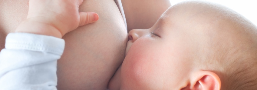 Allattamento al seno: sai cosa mangiare?